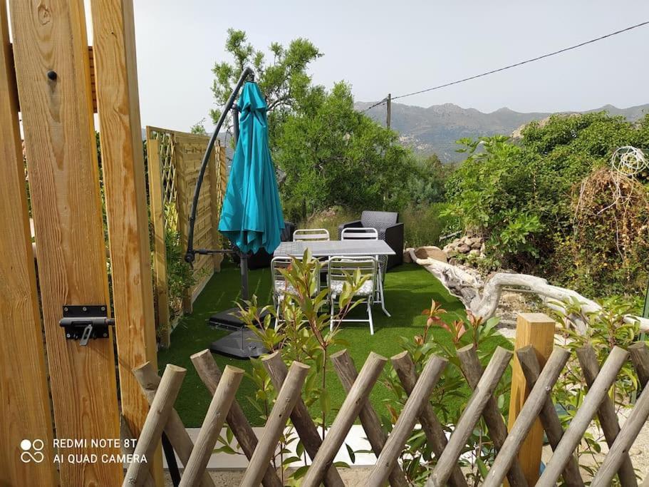 Duplex Avec Jardin, Proche Village Calenzana Exterior photo